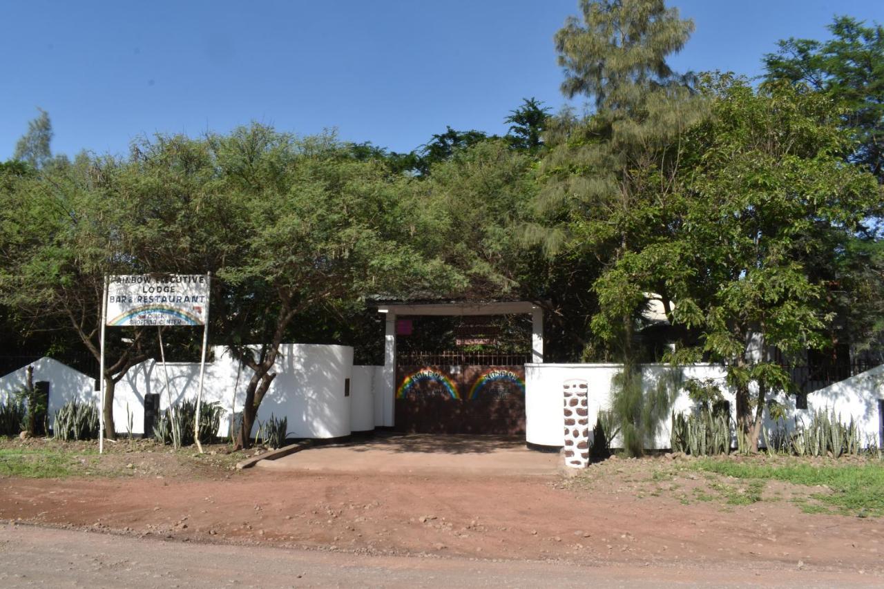Rainbow Executive Lodge Boma la Ngombe Екстер'єр фото